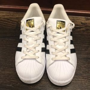 Adidas Superstar Sneakers